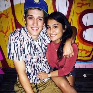 Meet your Posher, Holly